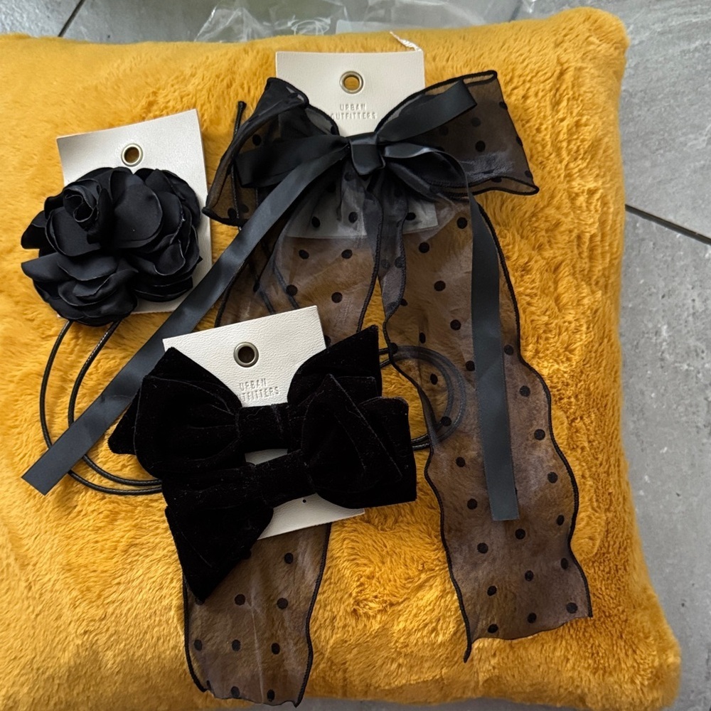 3 for 1 - Hair Accessories